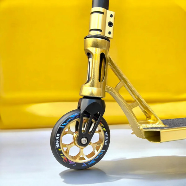 Трюковый самокат Micar Kick Gold