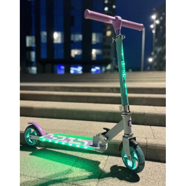 Детский двухколёсный самокат Micar Neon 145 Зелёный со светящимися колёсами, рулём и платформой